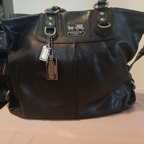 NWOT Coach Black Leather Shoulder Bag with Purple Satin Interior - Picture 1 of 6